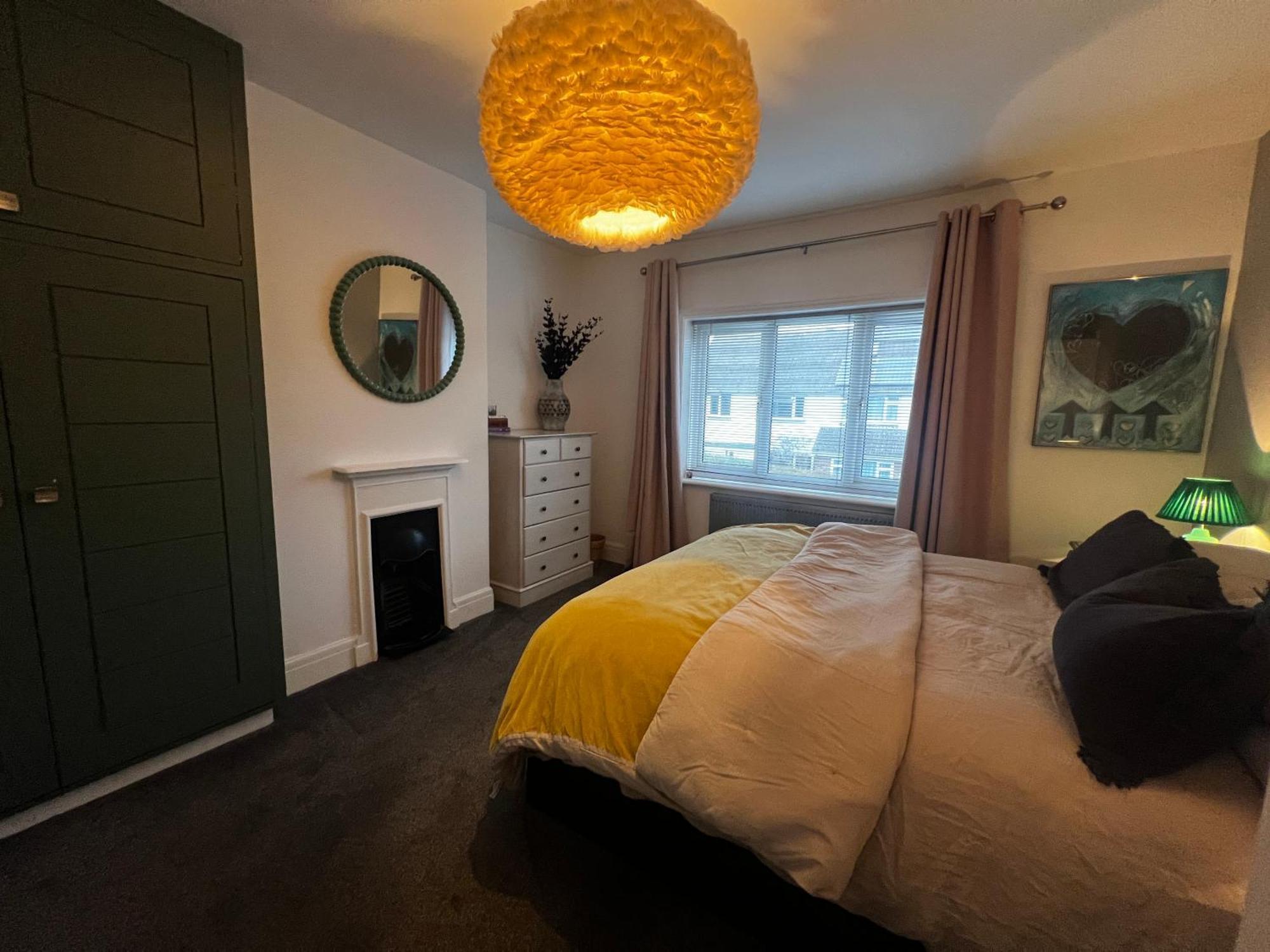Warm And Cosy City Centre Home Near Train Station Chichester Exterior photo